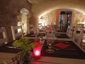 Chambres d´Hôtes Prieuré d'Orniols - Restaurant
