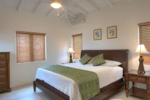 Shoal Bay Villas - Room