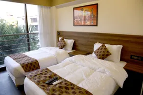 Hotel Mumbai House Andheri East, Mumbai - Room