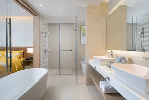 Holiday Inn Shaoguan Downtown by IHG - Zimmer