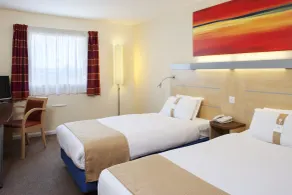 Holiday Inn Express Cardiff Airport by IHG - Room