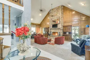 11 Mi to Dtwn: Luxe Home w Pool in Fort Worth - Innenbereich