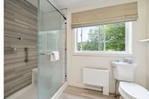 Hideaway Inn Mt Snow - Bathroom