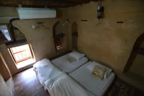 Misfah Old House - Room