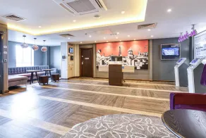 Premier Inn Newquay - Seafront - Reception