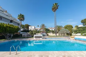 Aparto Residence Galetamar - Piscina