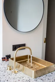 B'Guest Sleep & Retreat - Bathroom