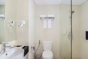 Swiss-Belinn Modern Cikande - Badezimmer