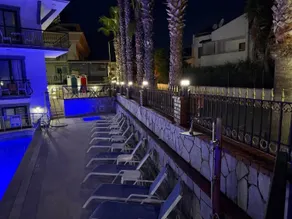 Orange Garden Aparts & Hotel THE NORDIC - Piscina