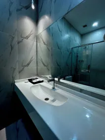 Tauke Khan Plaza - Bathroom