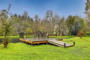 3 Acres! Spacious Waterfront Home in Amboy - Interior