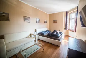 SG Apartments - Camera