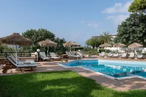 Alianthos Suites - Basseng