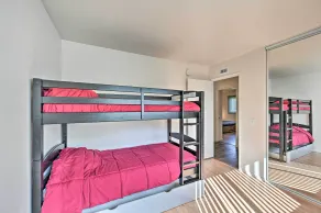 Family-friendly Oceanside Home: 5 Mi to Beach - Innenbereich