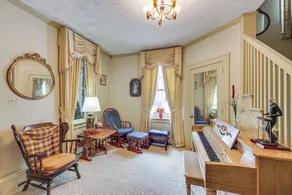 Pet-friendly Somerset Home w/ Fireplace & Grill! - Intérieur