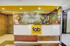 Fabhotel Paradise Inn - Recepción