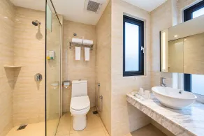 Ramada Encore by Wyndham Chinatown Kuala Lumpur - Salle de bain