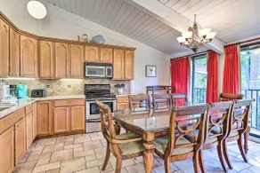 Vintage Hilton Head Island Condo: Steps to Beach! - Interiør