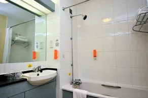 Days Inn Hamilton - Baño