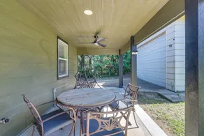 3 Mi to Dtwn! Cozy Wichita Home w/ Private Yard - Innvendig