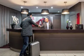 Aparthotel Adagio Stuttgart NeckarPark - Rezeption