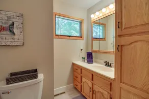 House on Lake Mary w/ Boat Dock & Lakeside Beach! - Bathroom