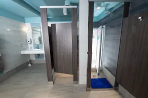 UNB Saint John Summer Hotel - Badezimmer