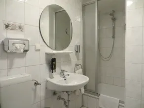 Hotel Ratskeller Gehrden - Casa de banho