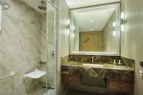 TRYP by Wyndham Istanbul Basın Ekspres - Salle de bain