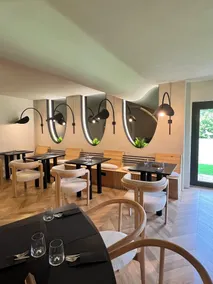 Garden Retreat - Restaurant