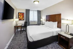 Quality Inn & Suites - Chambre