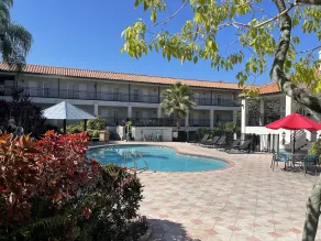 Red Roof Inn PLUS+ & Suites Tampa - Pool