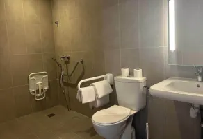 B&B HOTEL Amélie-les-Bains Centre - Bad
