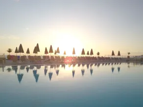 Peninsula Resort & Spa - Piscine