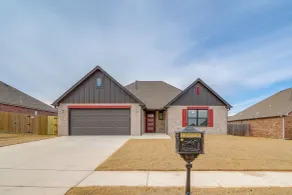 Private Yard & Patio: Bright Glenpool Getaway - Innenbereich