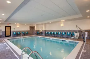 Hampton Inn & Suites Springfield/Downtown - Piscine