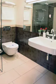 Hotel L' Escala - Badezimmer