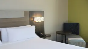 Holiday Inn Express & Suites Wilson-Downtown by IHG - Chambre