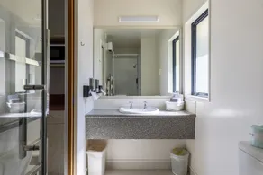 Bella Vista Motel Wellington - Bathroom