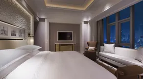 Sheraton Grand Wuhan Hankou Hotel - Room