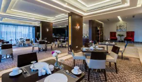 Myan Al Urubah Hotel - Restaurant