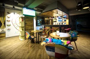 T&Q Hostel Broad and Narrow Alley Branch - Lobby