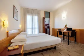 iH Hotels Milano ApartHotel Argonne Park - Room