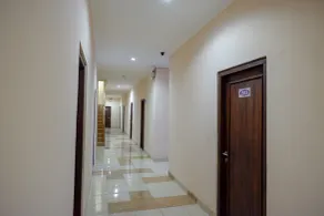 Pineapple Mansion Guest House Solo - Interior