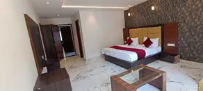 Dalhousie Hills Raj Nirmal - Quarto