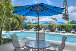 Shoal Bay Villas - Pool