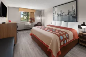 Super 8 by Wyndham Kent/Akron Area - Chambre
