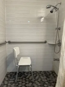 Americas Best Value Inn at Central Valley-Woodbury - Bathroom