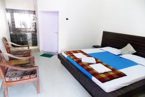 Hotel Goverdhan Tourist Complex - Chambre