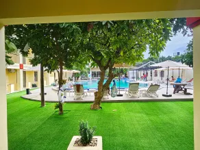 Mermaid Beach Resort - 100m to Beach, Saltwater Pool & BeerGarden - Vue de la chambre